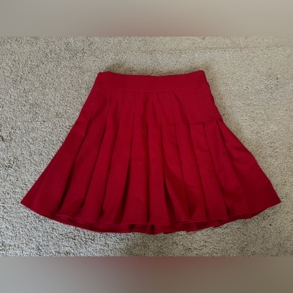 Red school girl skirt size small - Picture 5 of 6